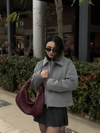 Premium Dokulu Kaşe Yakalı Gri Ceket