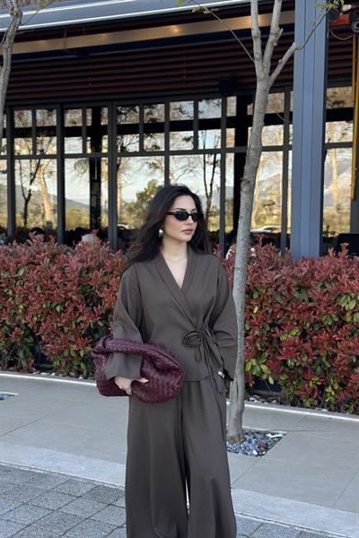 Premium Gül Detaylı Kimono Takım Kahve