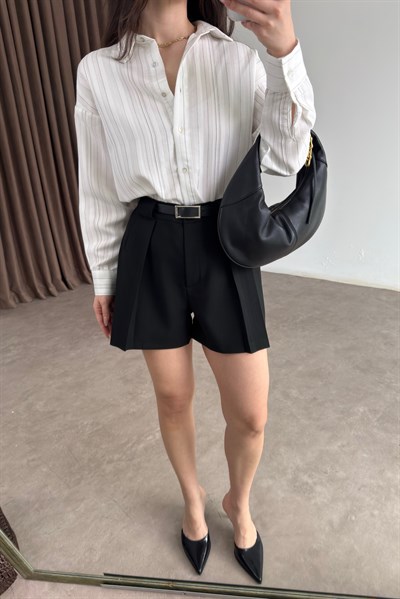 Premium Gümüş Kemerli Pileli Siyah Şort