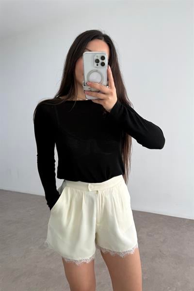 Premium İpek Saten Ekru Dantelli Şort