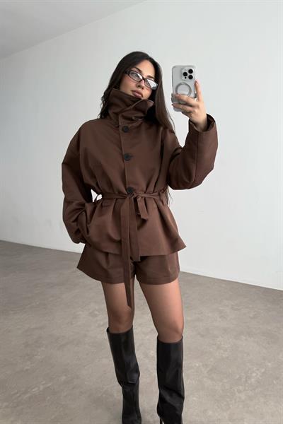 Premium Kalite Dökümlü Yaka Düğmeli Kahve Trençkot