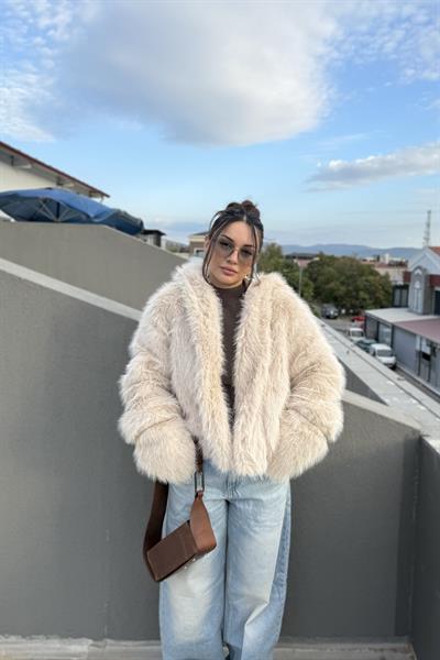 Premium Kalite Kapüşonlu Kürk Taş 