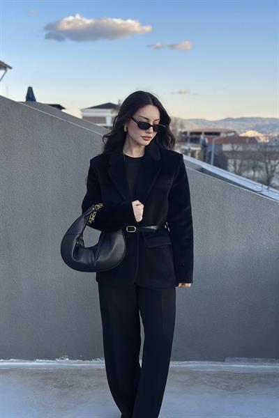 Premium Kemer Detaylı Dokulu Siyah Blazer Ceket