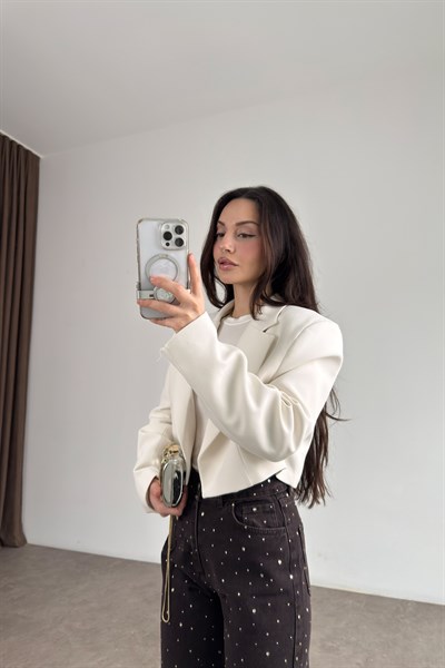 Premium Kısa Beyaz Blazer Ceket
