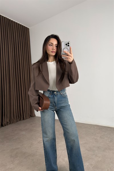 Premium Kısa Kahve Blazer Ceket