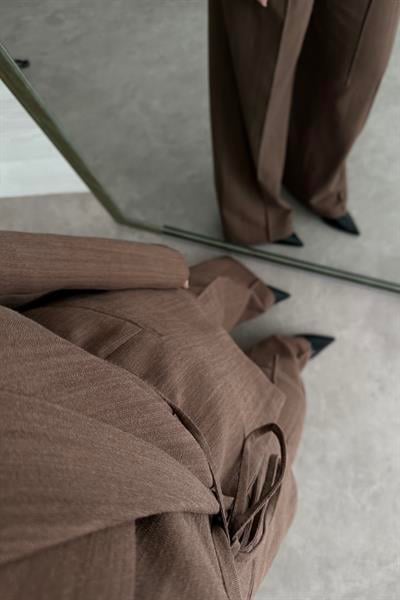 Premium Kruvaze Bağlama Detaylı Ceket Pantolon Takım Kahve