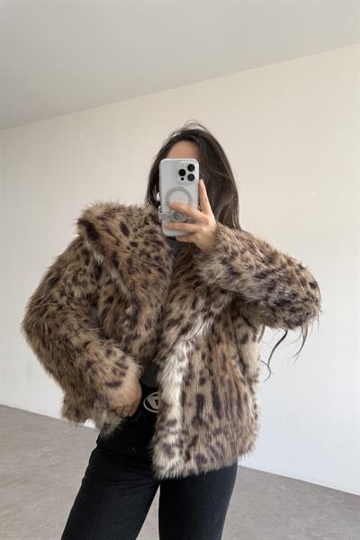 Premium Kruvaze Yaka Leo Kürk