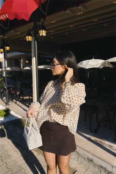 Premium Pamuk Bağlamalı Yaka Puantiyeli Bej Gömlek