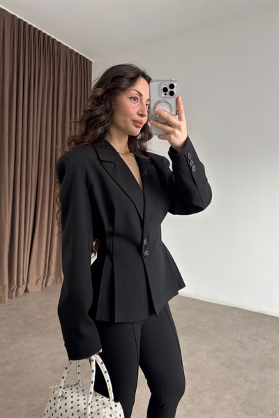 Premium Pileli Belden Oturtmalı Siyah Blazer Ceket