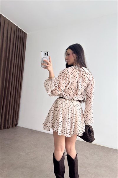 Premium Puantiyeli Gömlek Etek Ekru Takım 