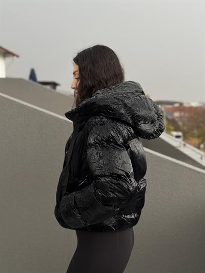 Premium Şişme Parlak Siyah Mont