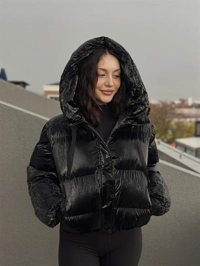 Premium Şişme Parlak Siyah Mont