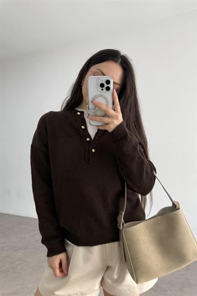 Premium Yakası Gold Düğmeli Kahve Kazak