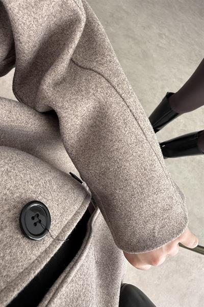 Premium Yakası Kürklü Boz Kahve Kaşe Ceket 