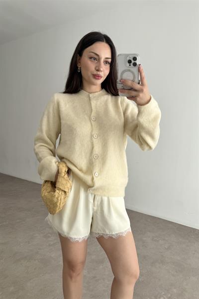 Premium Yumoş Yünlü Açık Sarı Hırka
