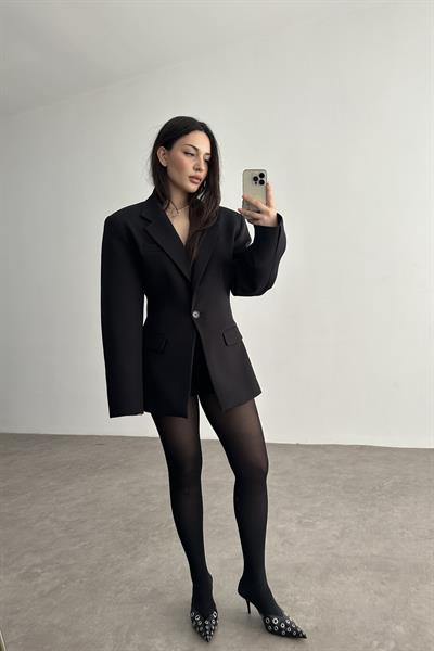 Ravi Fit Kesim Tek Düğme Ve Süs Cep Detaylı Vatkalı Ceket