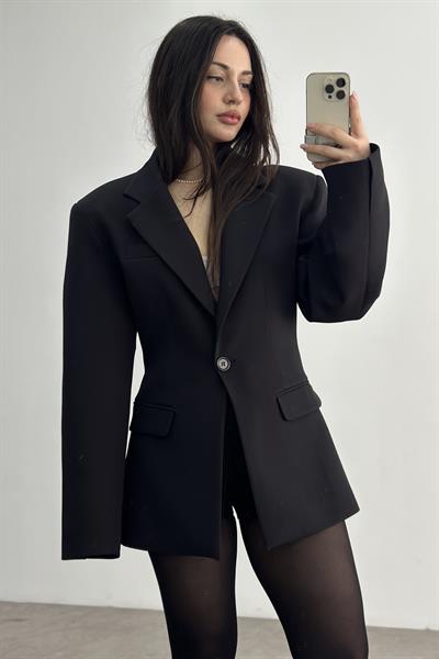 Ravi Fit Kesim Tek Düğme Ve Süs Cep Detaylı Vatkalı Ceket