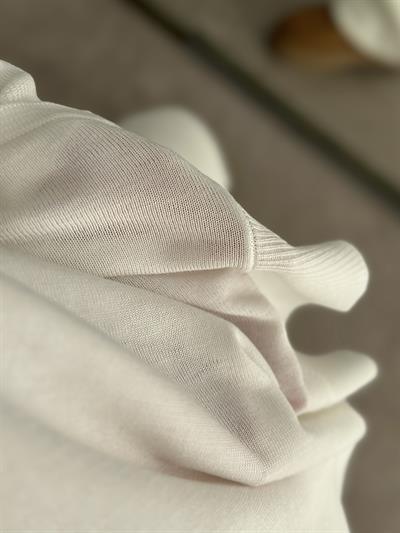 Ribanalı Dökümlü Premium Yırtmaçlı Bluz