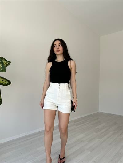 Şehir Boy Yüksek Belli Denim Şort