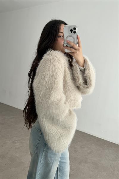 Sıfır Yaka Geniş Kollu Kürk Bluz Taş