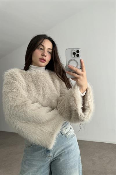 Sıfır Yaka Geniş Kollu Kürk Bluz Taş