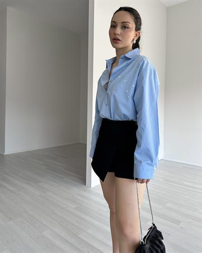 Taş Detaylı Mavi Poplin Gömlek