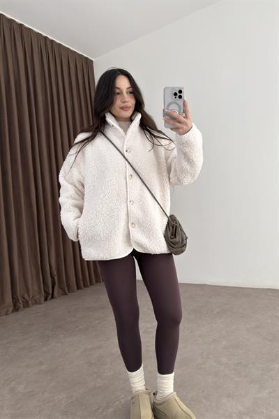 Teddy Düğmeli Ekru Ceket