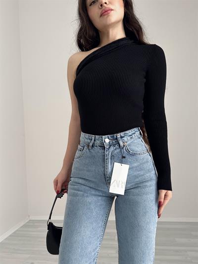 Tek Omuz Kürklü Bluz