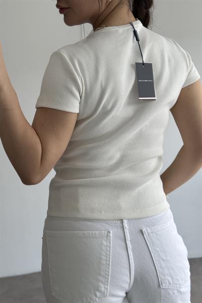 TH Kare Logolu Beyaz T-shirt