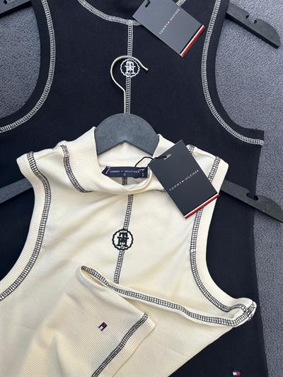 TH Logolu Dik Yaka Bluz