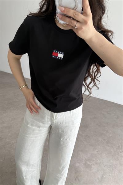 TH Nakışlı Kare Logo Siyah T-shirt