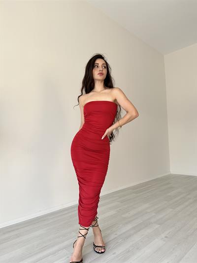 Toparlayıcı Drapeli Kırmızı Kalem Elbise