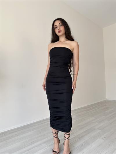 Toparlayıcı Drapeli Siyah Kalem Elbise