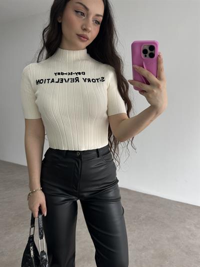 TWS Orijinal Sloganlı Ekru Üst