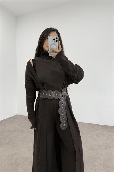 Uzun Hırkalı Pantolonlu Üç Parça Kahve Takım