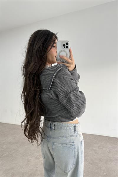 Uzun Yakalı Fermuarlı Antrasit Hırka