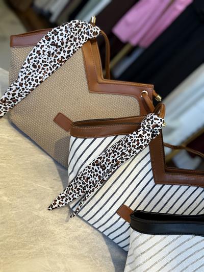 V Kesimli Natural El Çantası