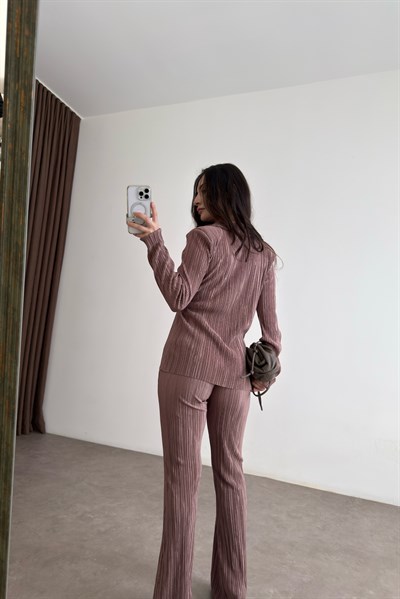 Vatkalı Piliseli Rose Takım