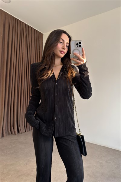 Vatkalı Piliseli Siyah Takım