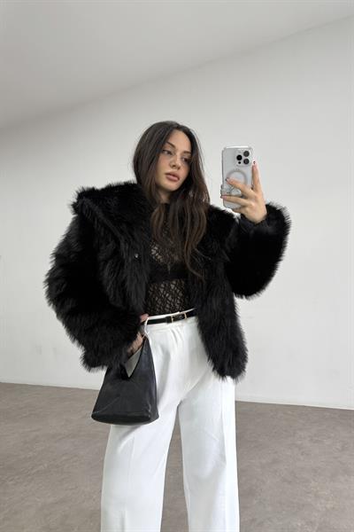 Yakalı Ekstra Dolgun Regular Siyah Kürk