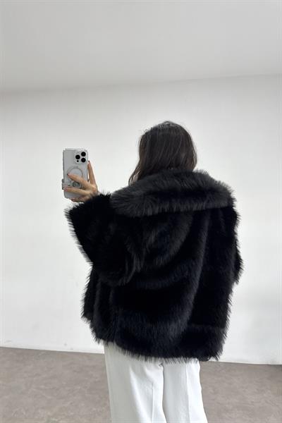 Yakalı Ekstra Dolgun Regular Siyah Kürk