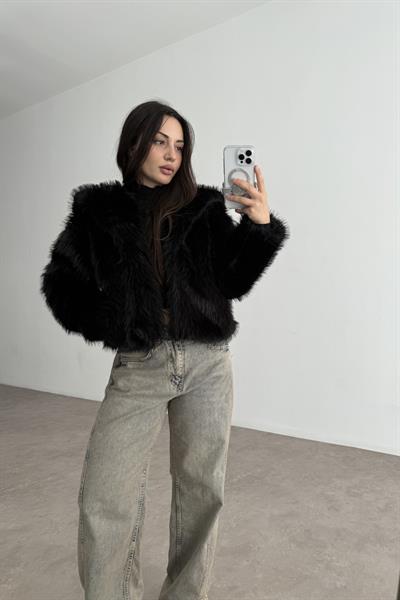 Yakalı Kruvaze Kürk Siyah