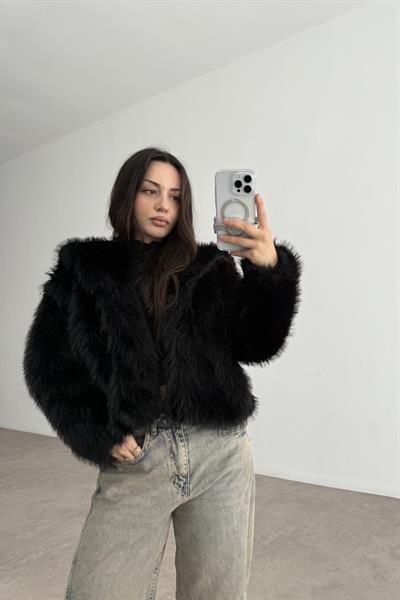 Yakalı Kruvaze Kürk Siyah