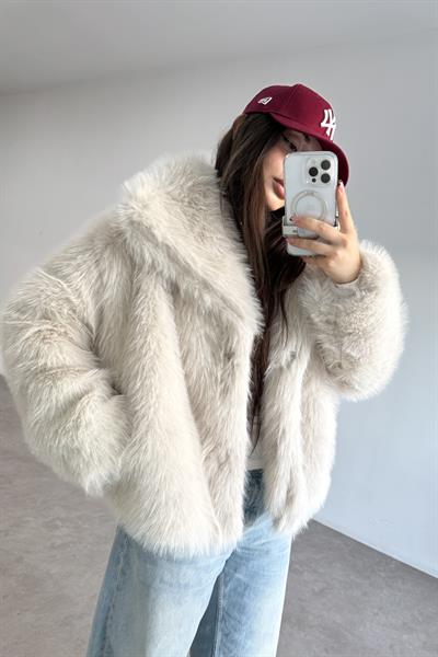 Yakalı Kruvaze Taş Kürk