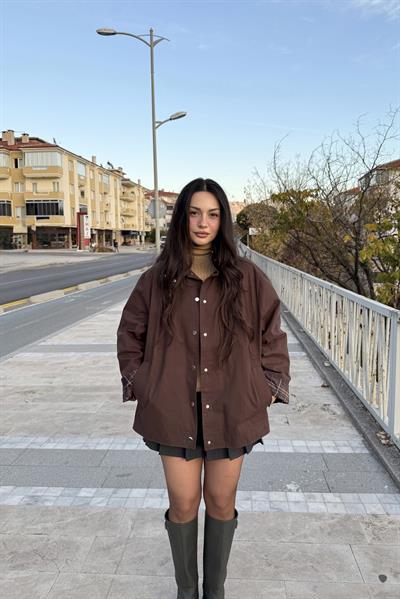 Yakası Deri Detaylı Ekose Astarlı Kahve  Parka