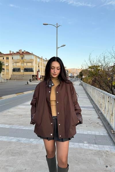 Yakası Deri Detaylı Ekose Astarlı Kahve  Parka