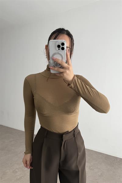 Yarı Transparan Pamuklu Boğazlı Toprak Body