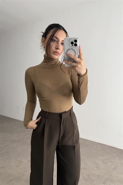 Yarı Transparan Pamuklu Boğazlı Toprak Body