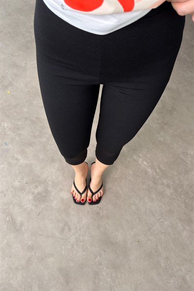 Yüksek Belli Paçası Yırtmaçlı Toparlayıcı Kapri Tayt