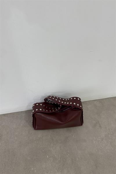 Zımbalı Deri Baget Bordo Çanta